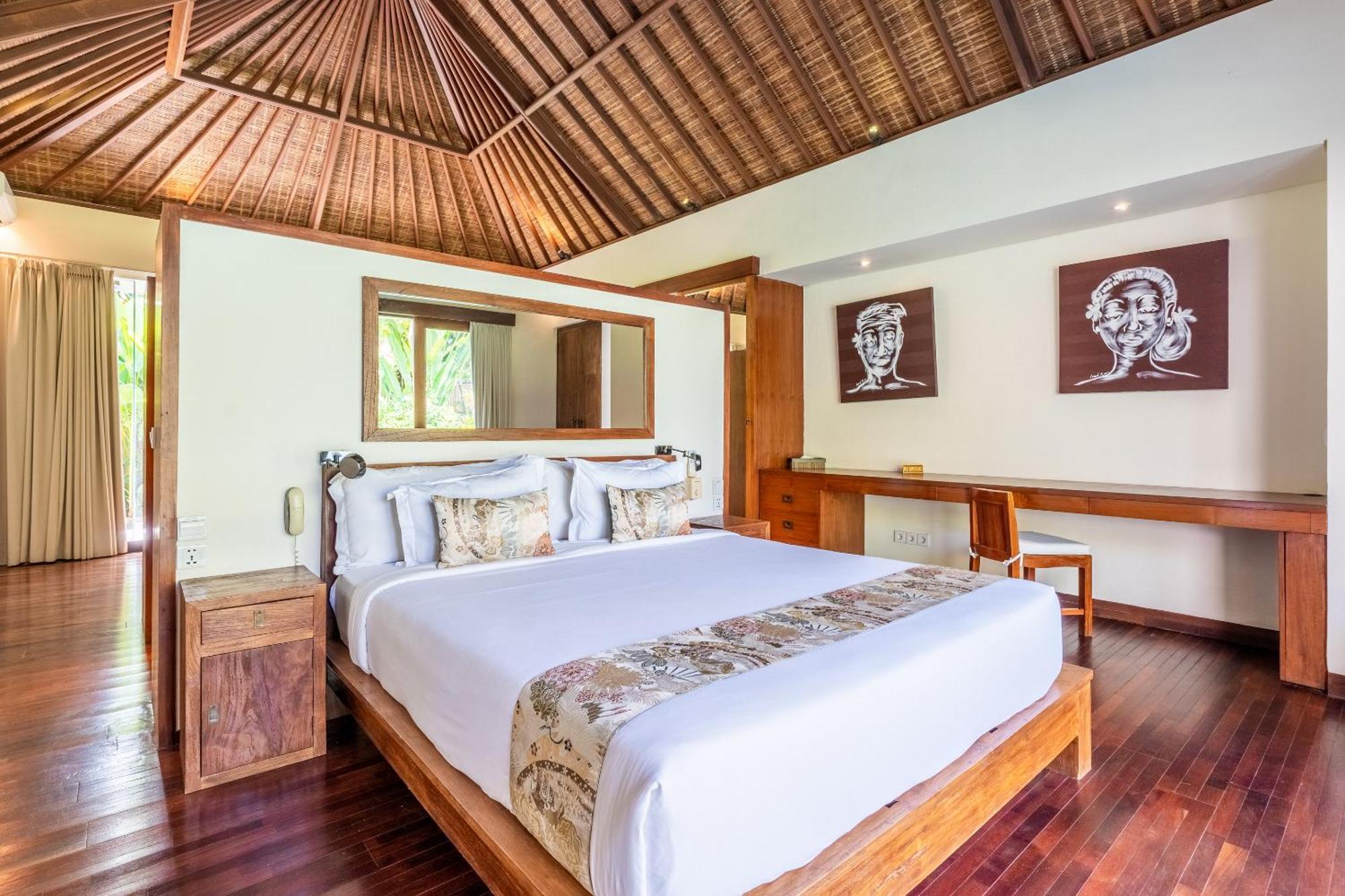 Ku Estate Villa *